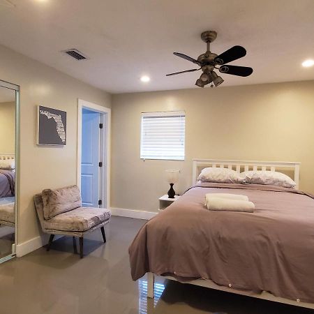 Lakefront Vacation Home - Sleeps 8 Davie Luaran gambar