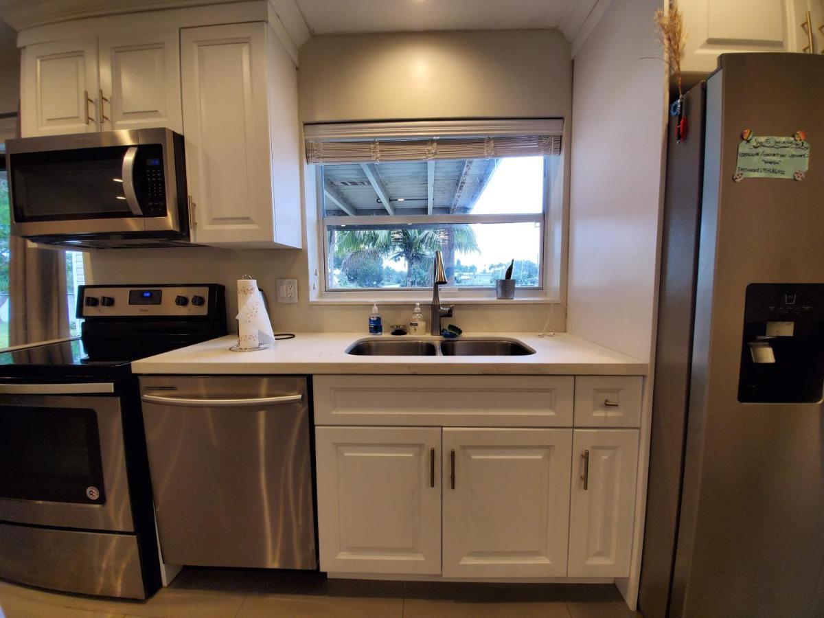 Lakefront Vacation Home - Sleeps 8 Davie Luaran gambar