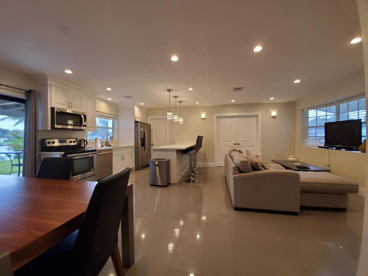 Lakefront Vacation Home - Sleeps 8 Davie Luaran gambar