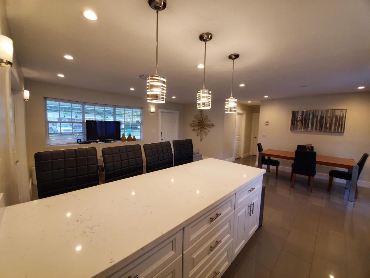 Lakefront Vacation Home - Sleeps 8 Davie Luaran gambar